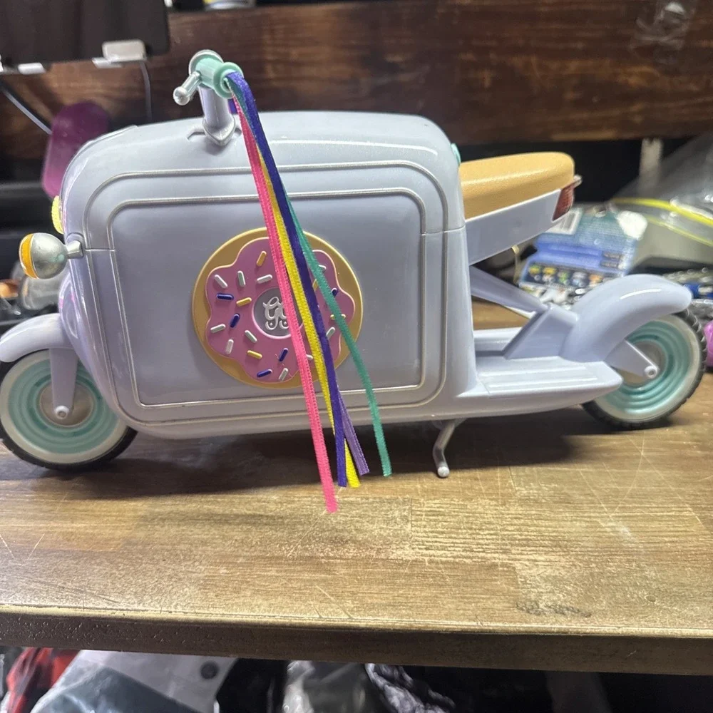 Glitter Girls Donut Delivery Scooter